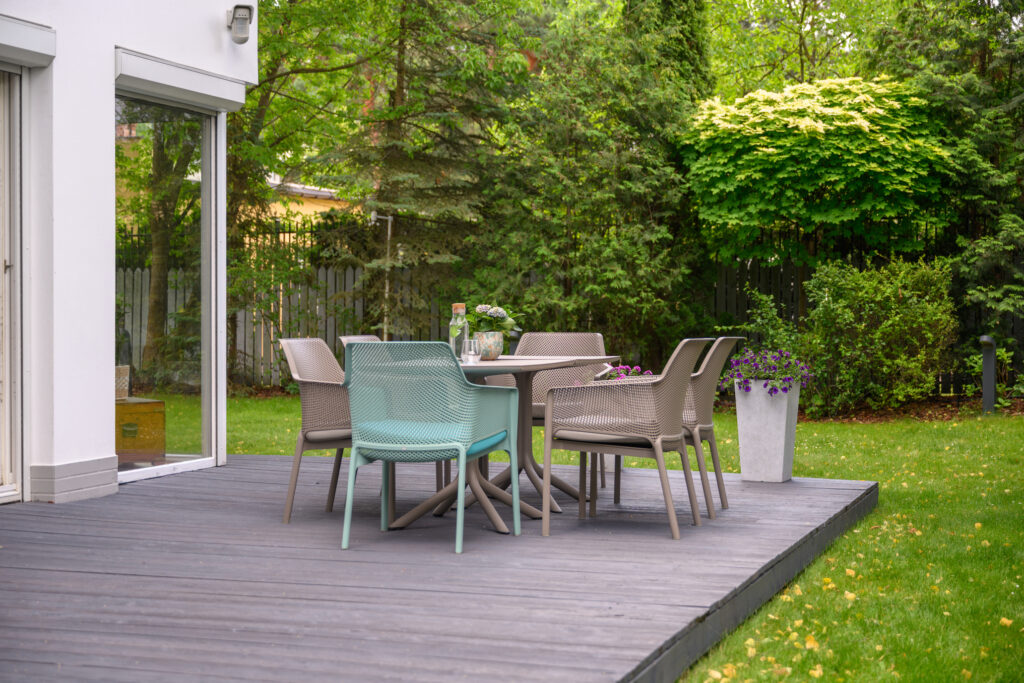 010 BRIGHT SPACE ogrod taras