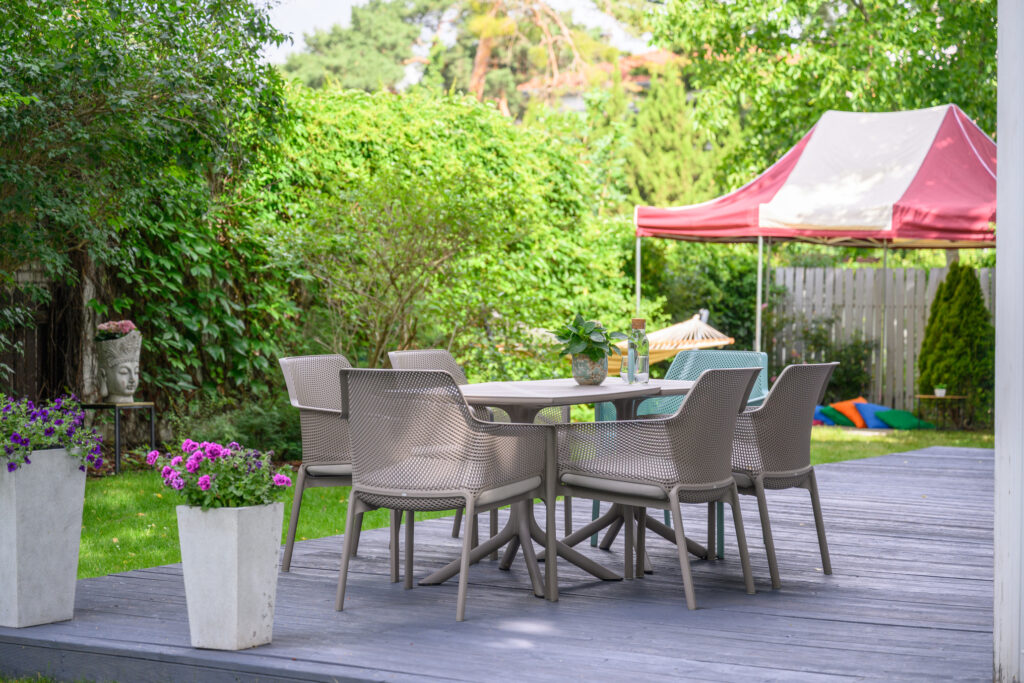 03 BRIGHT SPACE taras